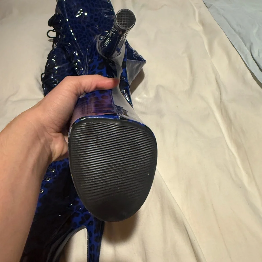 Cobalt blue leopard over the knee pole boots, size 6 - Picture 8 of 12